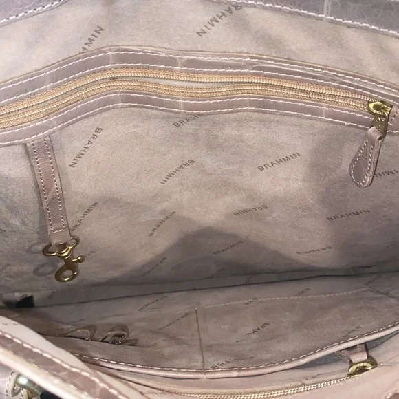 Brahmin Tan Alligator print Satchel Style handbag. - Picture 16 of 16